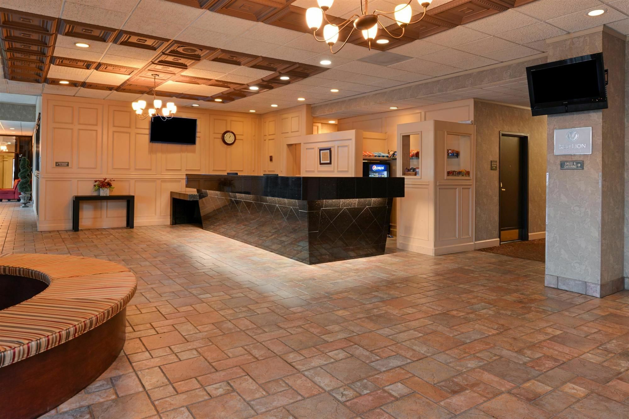 Holiday Inn - Salem By Ihg Eksteriør bilde